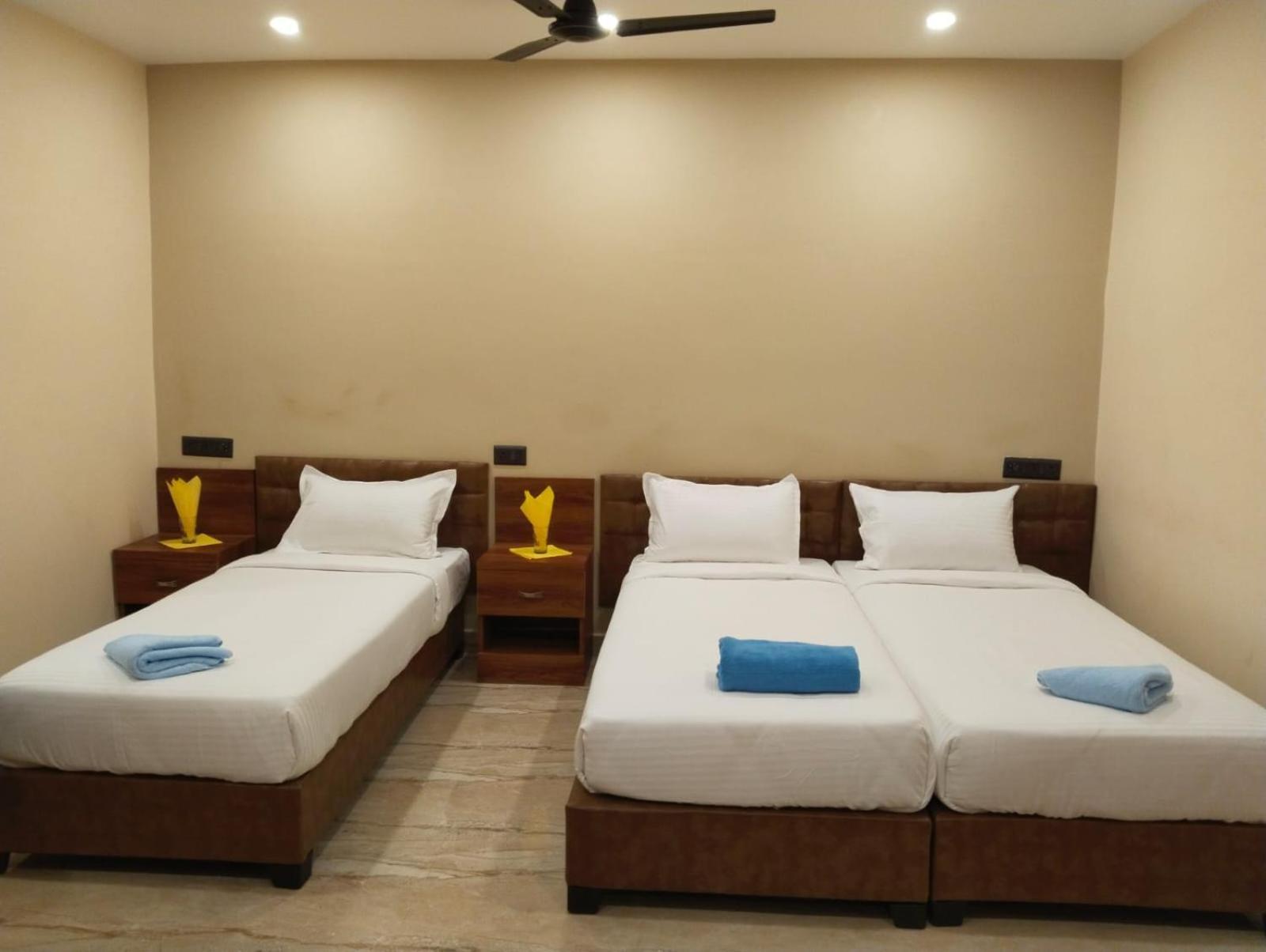 Hotel Windsor Plaza Hyderabad Bagian luar foto